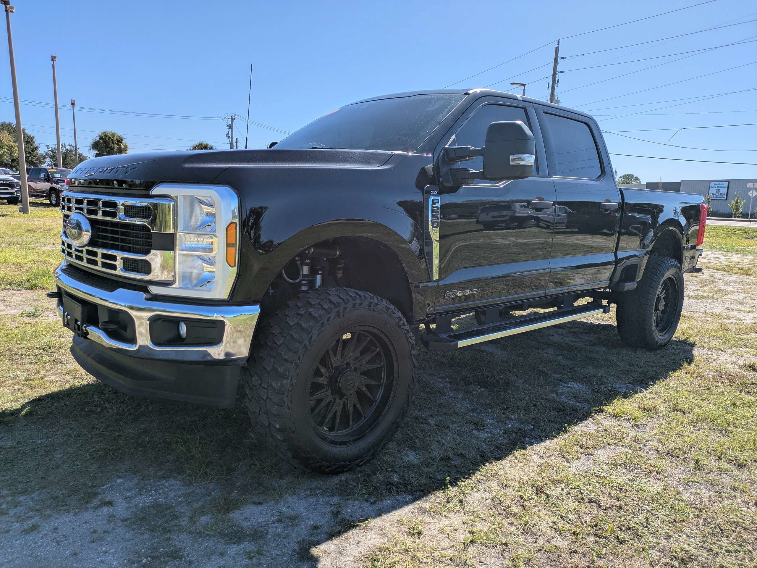 Used 2025 Ford F250 XLT w/ FX4 Off-Road Package AWD/4WD image 11