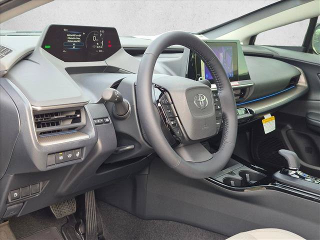 New 2027 Toyota Prius XLE FWD image 3
