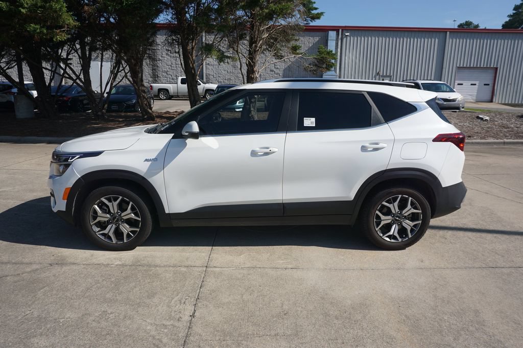 Used 2022 Kia Seltos EX AWD/4WD image 21