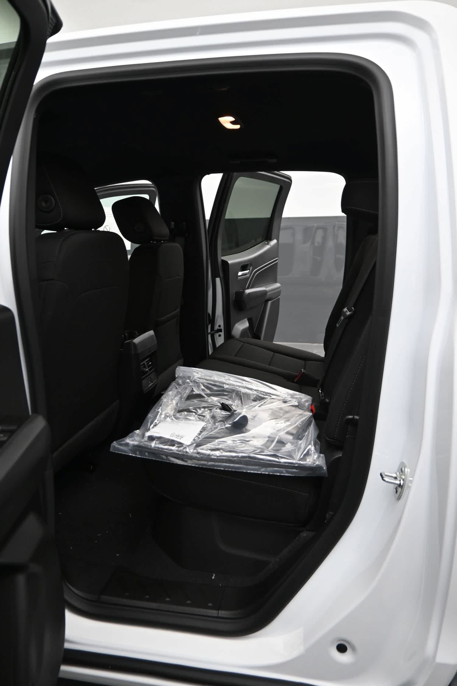 New 2026 GMC Canyon Elevation AWD/4WD image 16