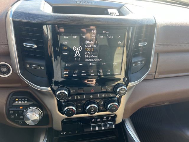 Used 2019 RAM 1500 Laramie AWD/4WD image 7