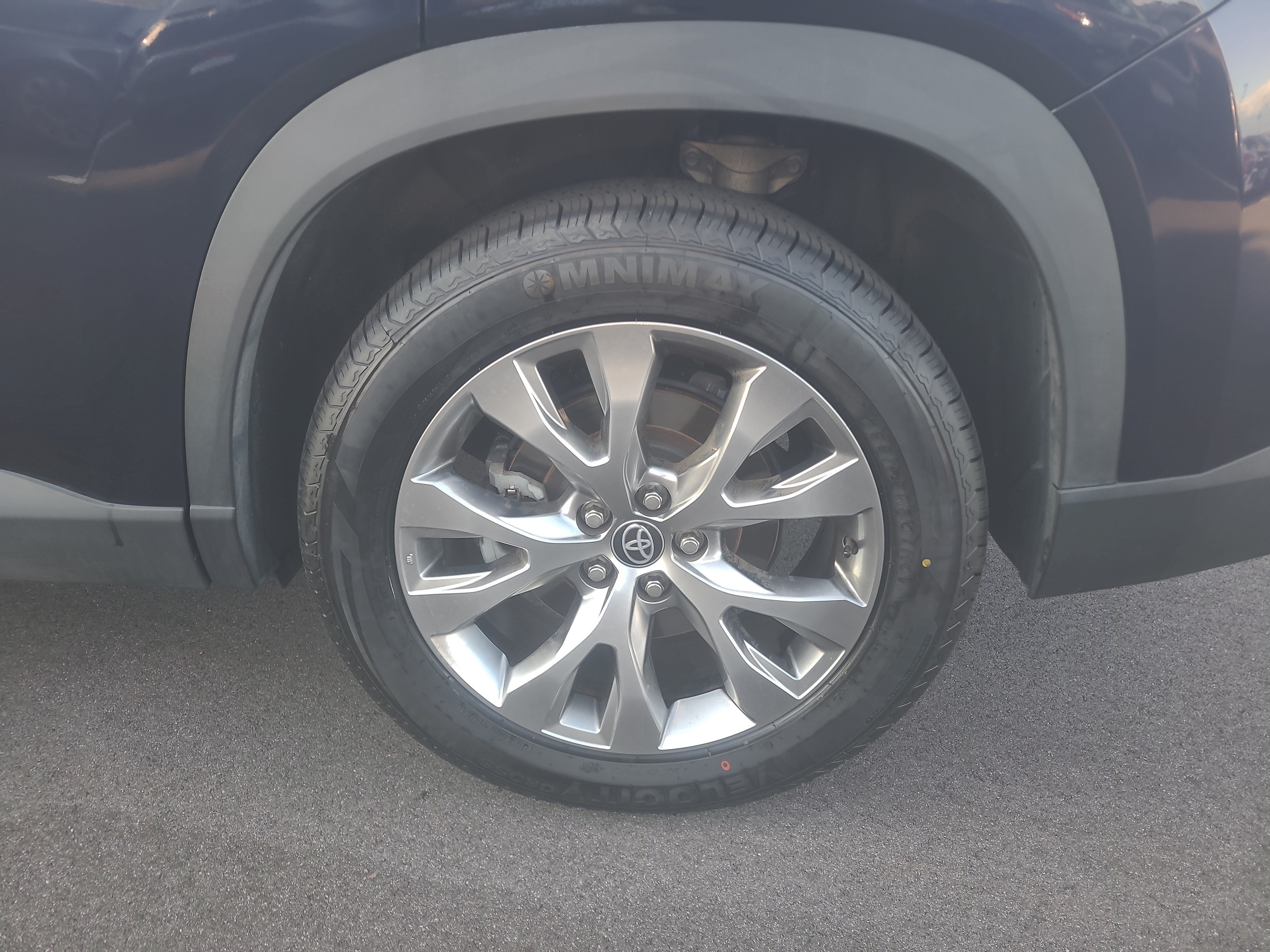 Certified 2024 Toyota Grand Highlander AWD image 10