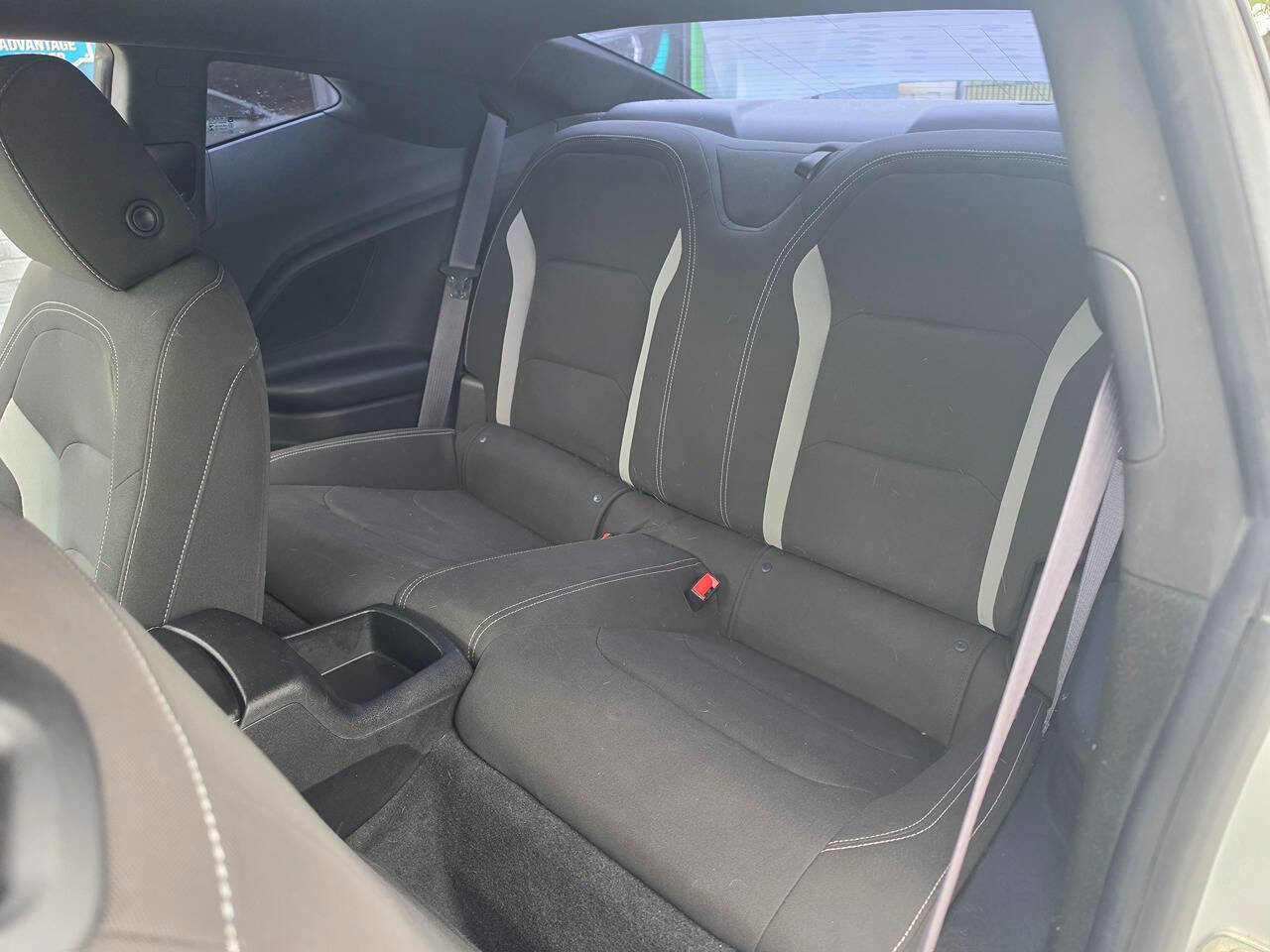 Used 2016 Chevrolet Camaro LT RWD image 42