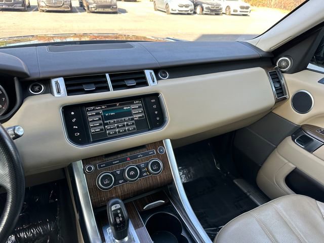 Used 2016 Land Rover Range Rover Sport HSE image 19
