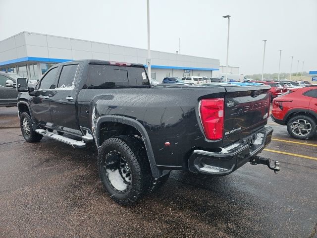 Used 2022 Chevrolet Silverado 3500 High Country AWD/4WD image 8
