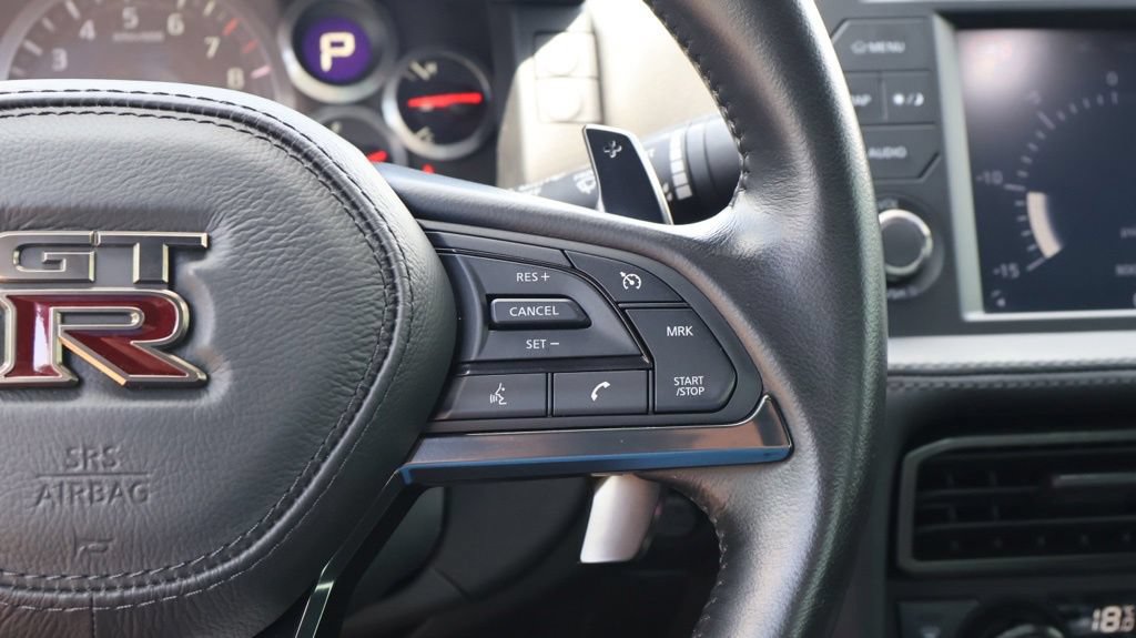 Used 2021 Nissan GT-R Premium AWD/4WD image 29
