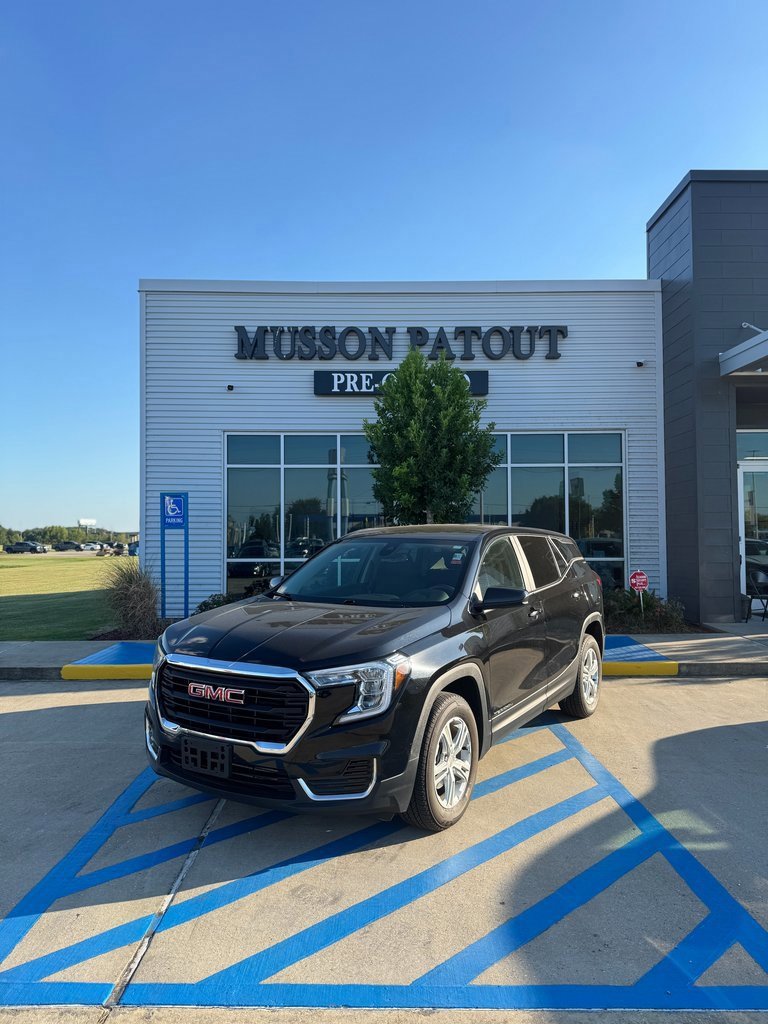 Used 2024 GMC Terrain SLE