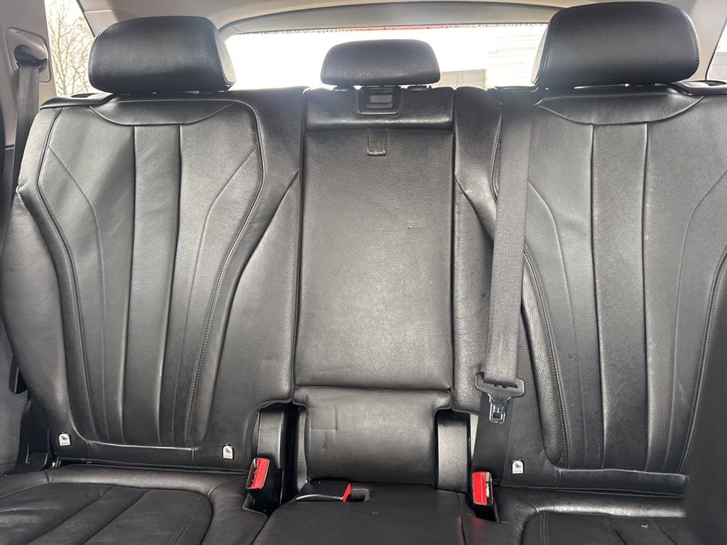Used 2015 BMW X5 xDrive50i image 13