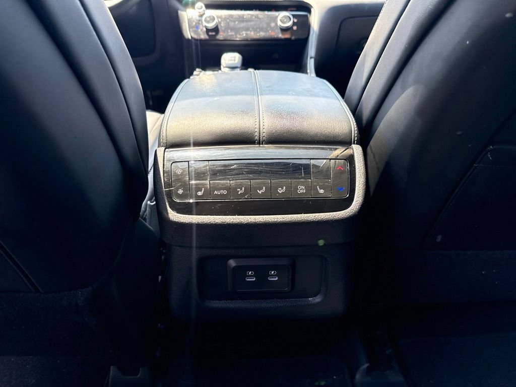 Certified 2026 INFINITI QX60 Luxe w/ Cargo Package AWD/4WD image 26