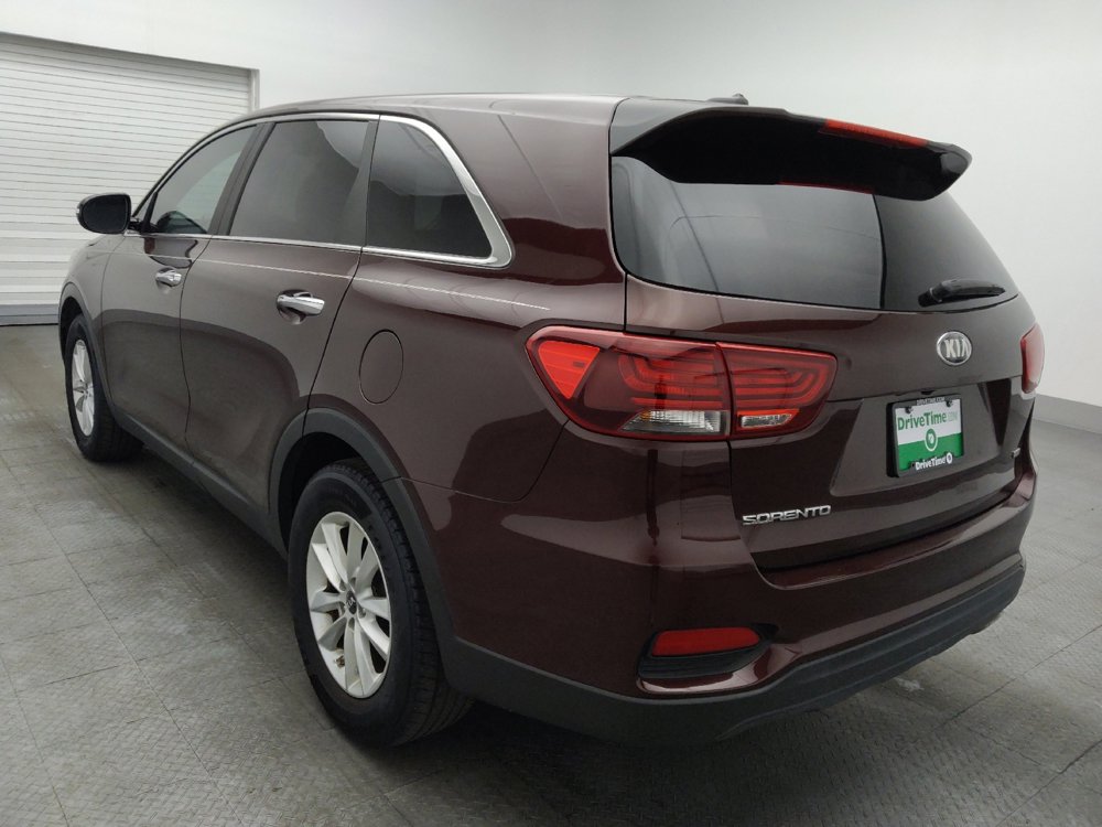Used 2020 Kia Sorento LX image 5