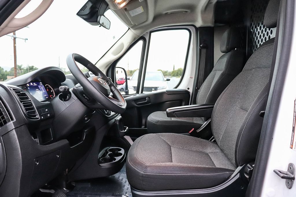 Used 2025 RAM ProMaster 2500 FWD image 21