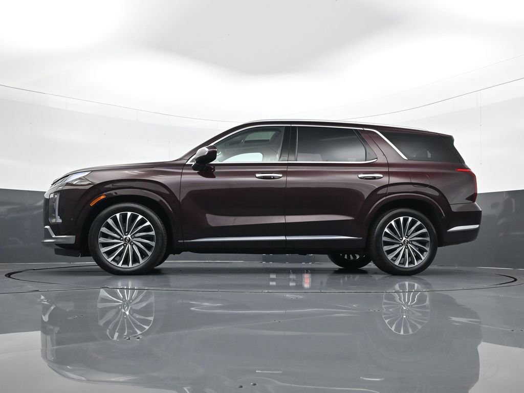 Used 2023 Hyundai Palisade Calligraphy image 29