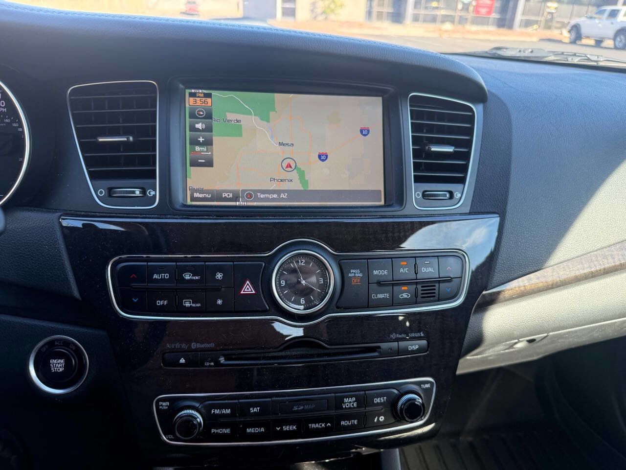 Used 2015 Kia Cadenza Premium image 14