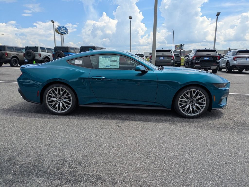 New 2026 Ford Mustang Premium RWD video 3