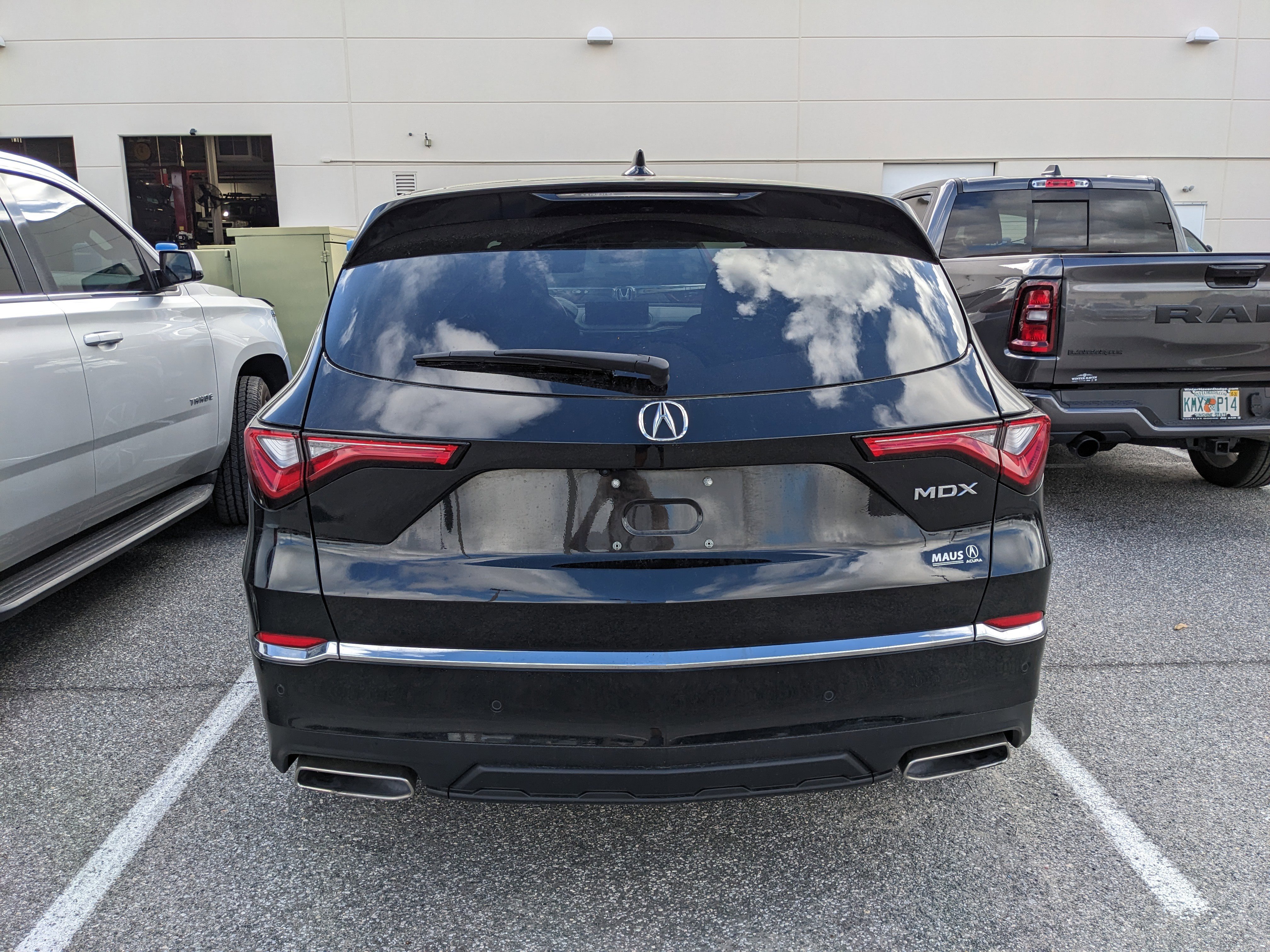 Used 2023 Acura MDX FWD w/ Technology Package image 9