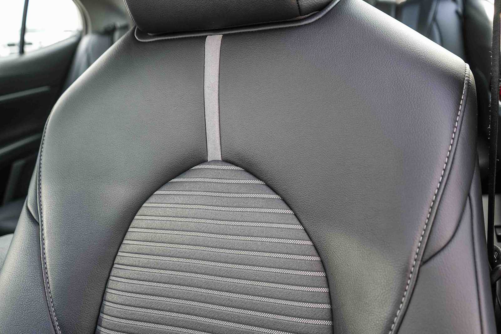 Used 2024 Toyota Camry SE image 24