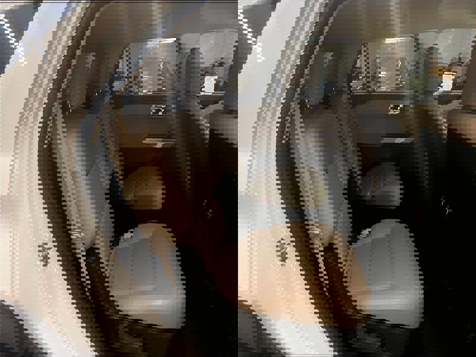 Used 2020 Ford Explorer XLT w/ Equipment Group 202A image 25