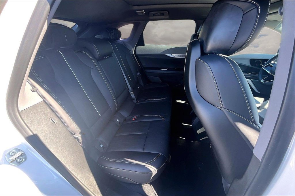 Certified 2025 Cadillac Optiq Luxury 2 w/ LPO, Floor Liner Package AWD/4WD image 25