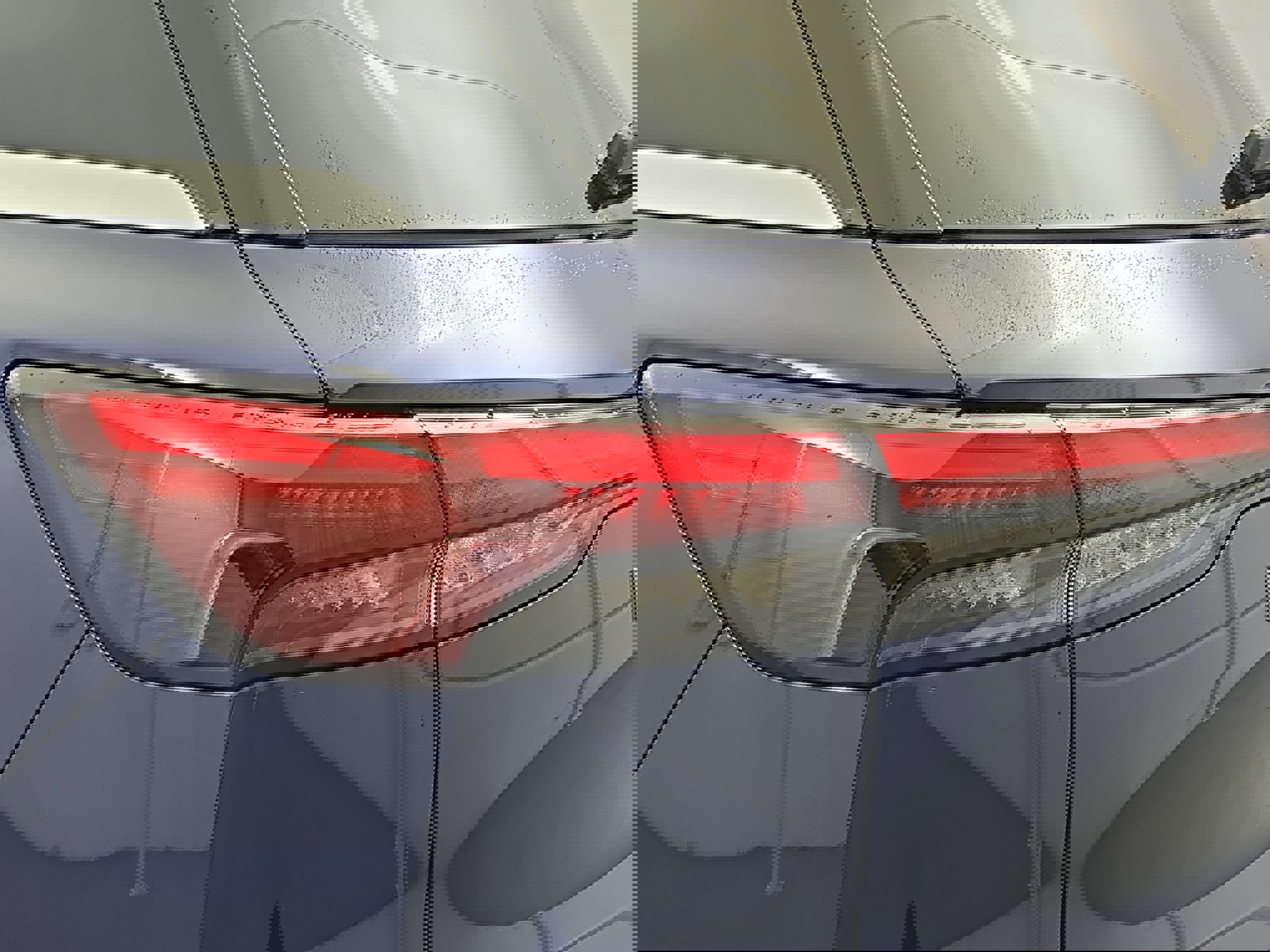 Used 2023 INFINITI QX60 Sensory w/ Vision Package image 36