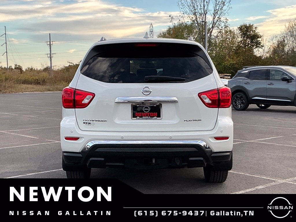 Used 2019 Nissan Pathfinder Platinum FWD image 5