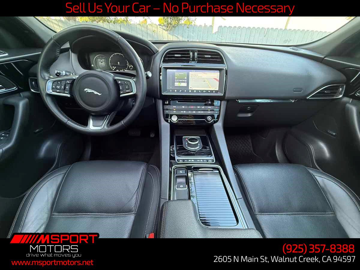 Used 2018 Jaguar F-PACE Prestige AWD/4WD image 32