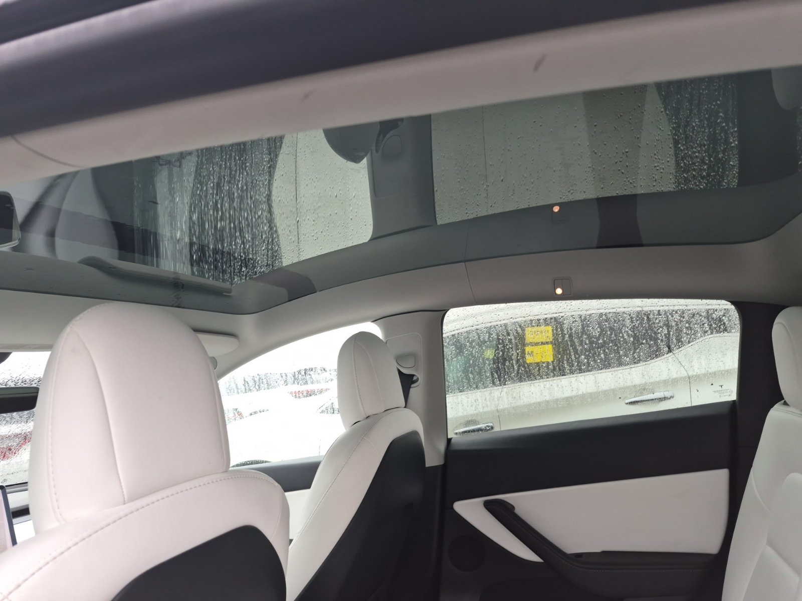 Used 2022 Tesla Model Y Performance AWD/4WD image 10