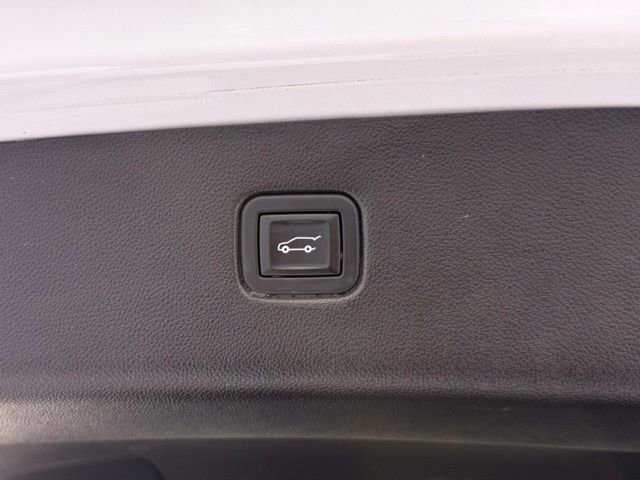 Used 2021 Chevrolet Blazer RS w/ Enhanced Convenience Package AWD/4WD image 5