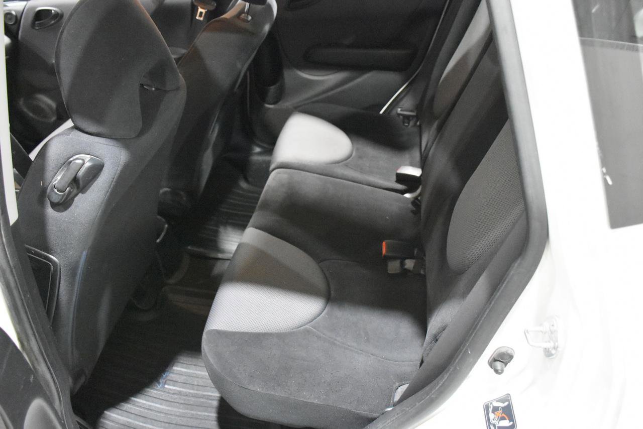 Used 2007 Honda Fit Sport image 21