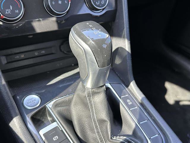 Used 2022 Volkswagen Tiguan S image 21