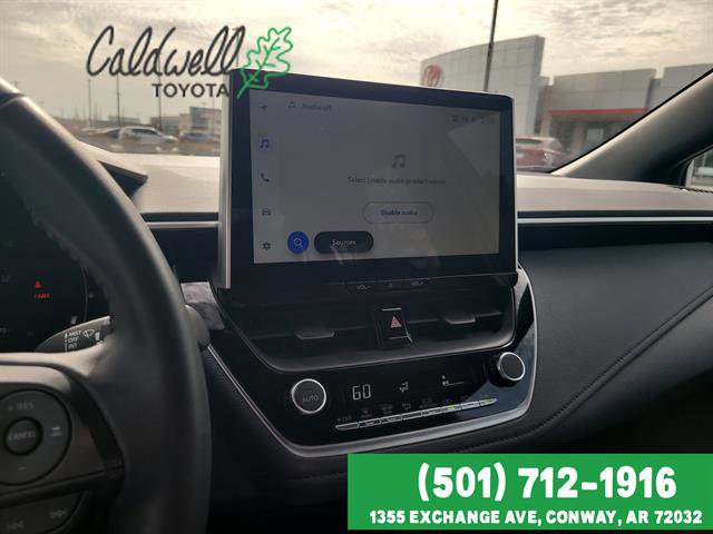 Used 2025 Toyota Corolla SE w/ SE Premium Package image 16