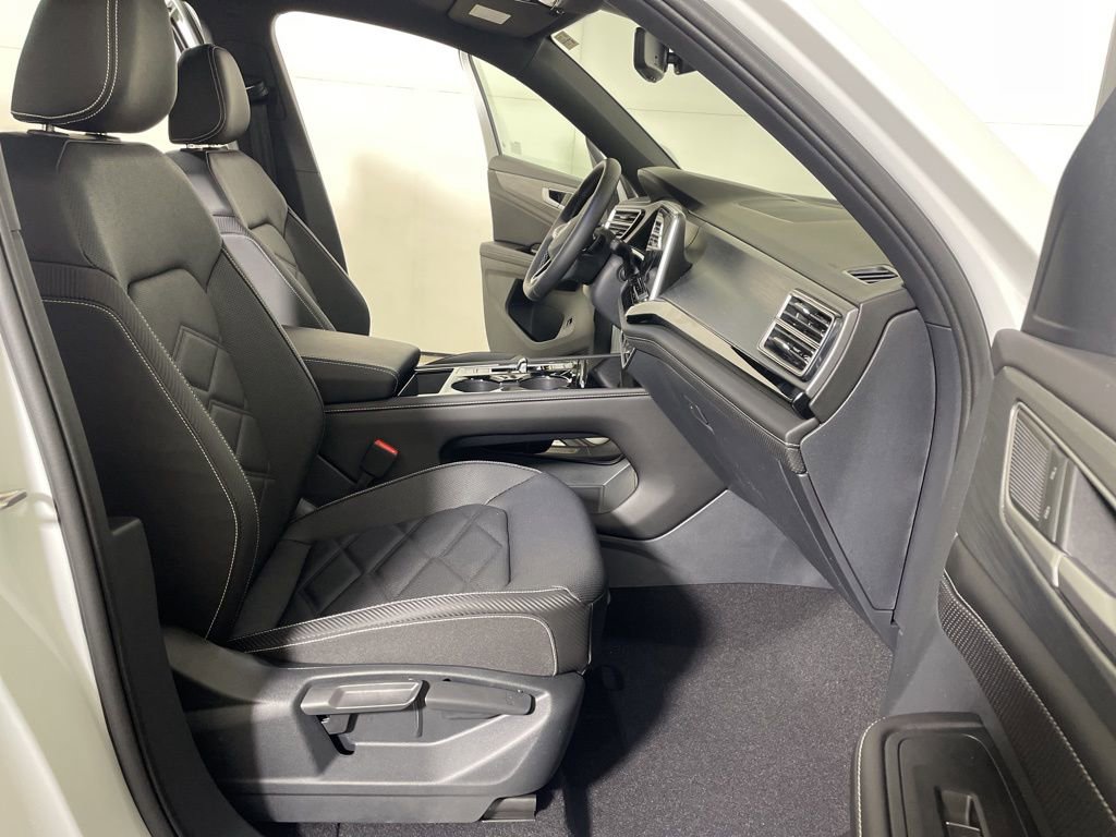 New 2026 Volkswagen Atlas Cross Sport SE AWD/4WD image 23