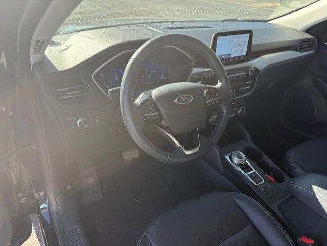 Used 2021 Ford Escape SEL w/ Technology Package image 9