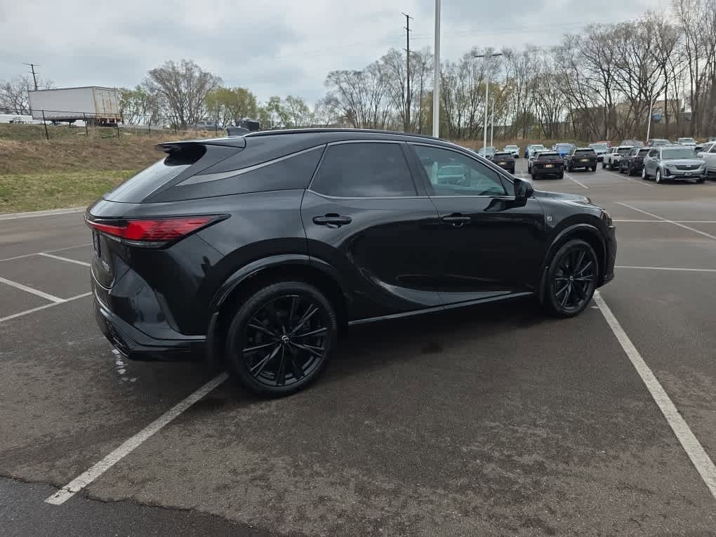 Used 2024 Lexus RX 500h F Sport w/ Convenience Package image 3