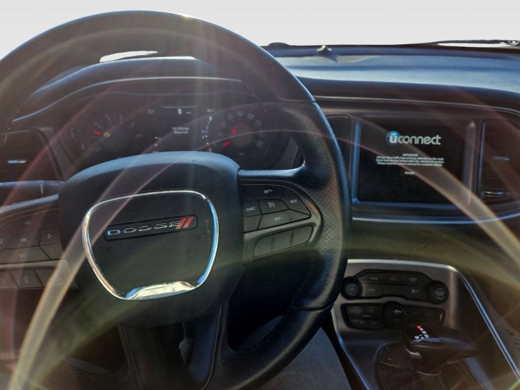 Used 2018 Dodge Challenger SXT w/ Blacktop Package image 5
