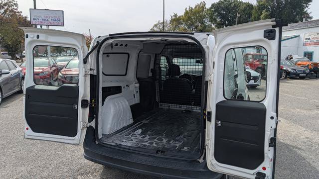 Used 2017 RAM ProMaster City Tradesman w/ Rear Back-up Camera Group FWD image 19