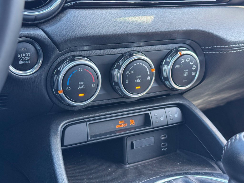 Certified 2025 MAZDA MX-5 Miata Grand Touring w/ Weather Package RWD image 15