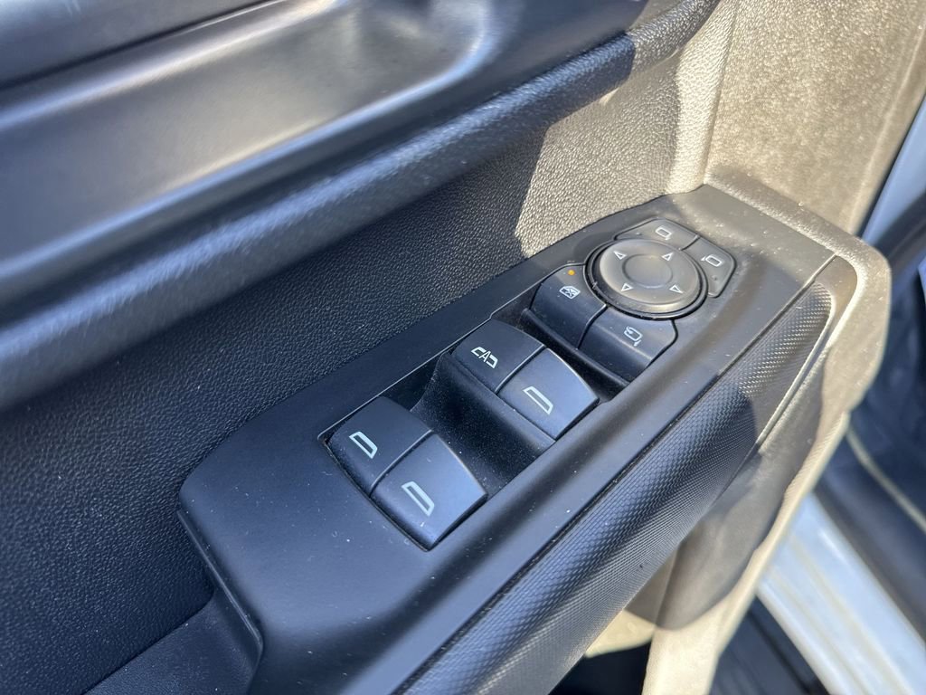 Used 2025 Chevrolet Silverado 2500 W/T image 13