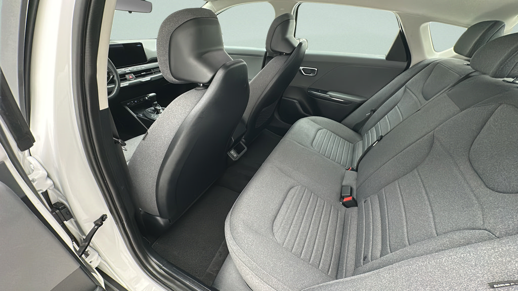 Used 2025 Kia K4 EX FWD image 8