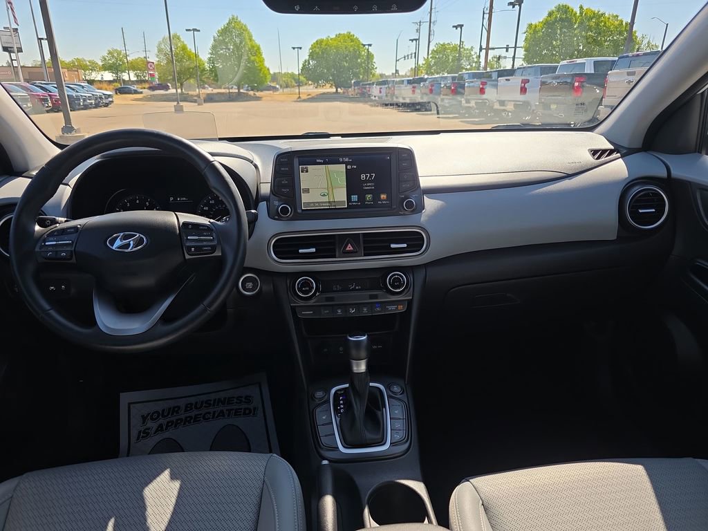 Used 2020 Hyundai Kona Ultimate w/ Cargo Package AWD/4WD image 12