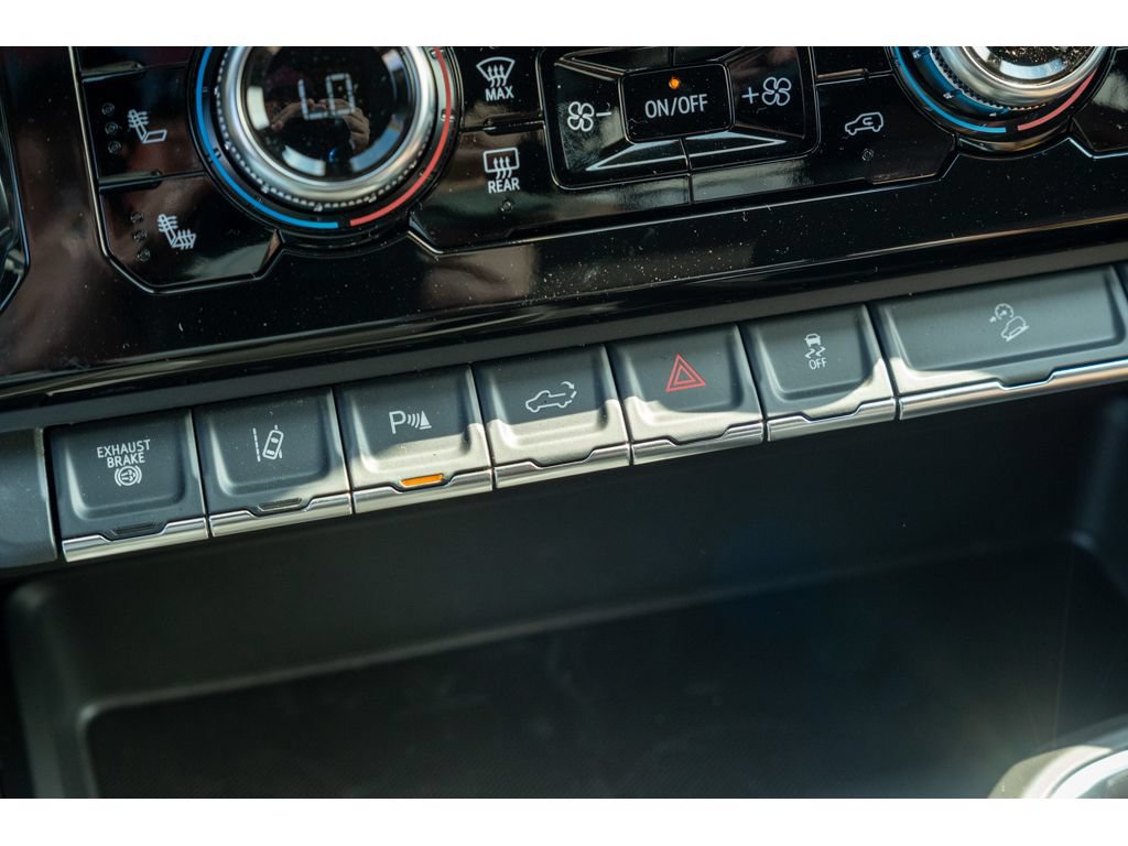 New 2026 GMC Sierra 2500 Denali Ultimate AWD/4WD image 29