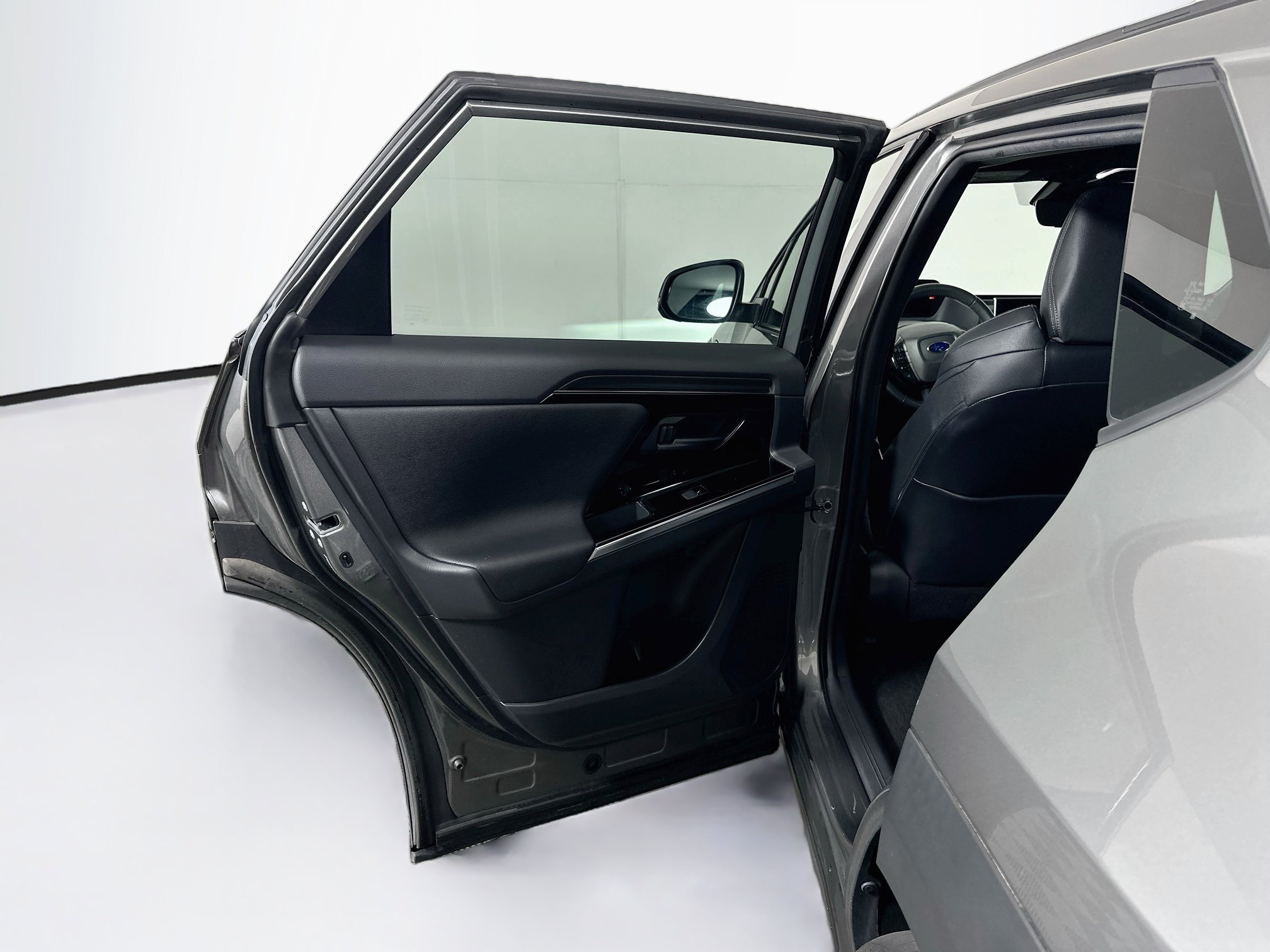 Used 2023 Subaru Solterra AWD image 25