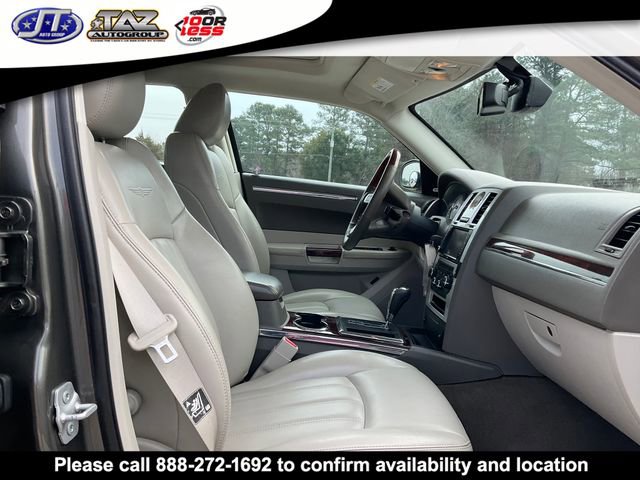 Used 2008 Chrysler 300 C w/ Protection Group II image 14
