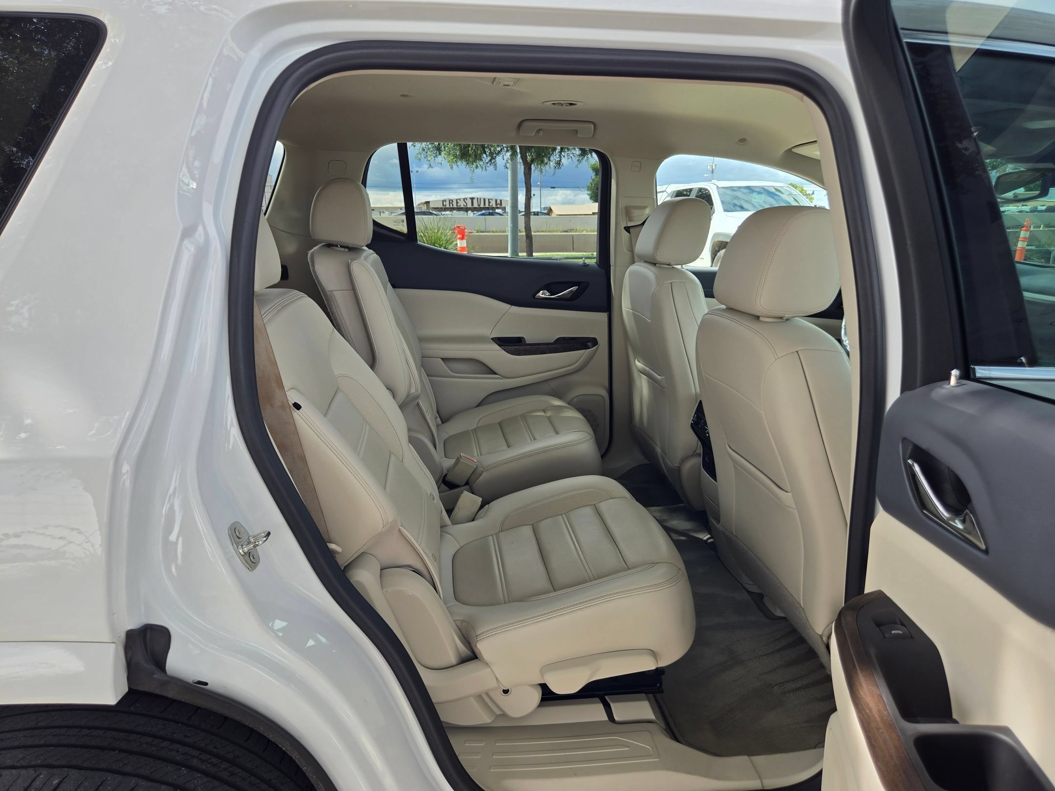 Certified 2020 GMC Acadia Denali w/ Trailering Package AWD/4WD image 23