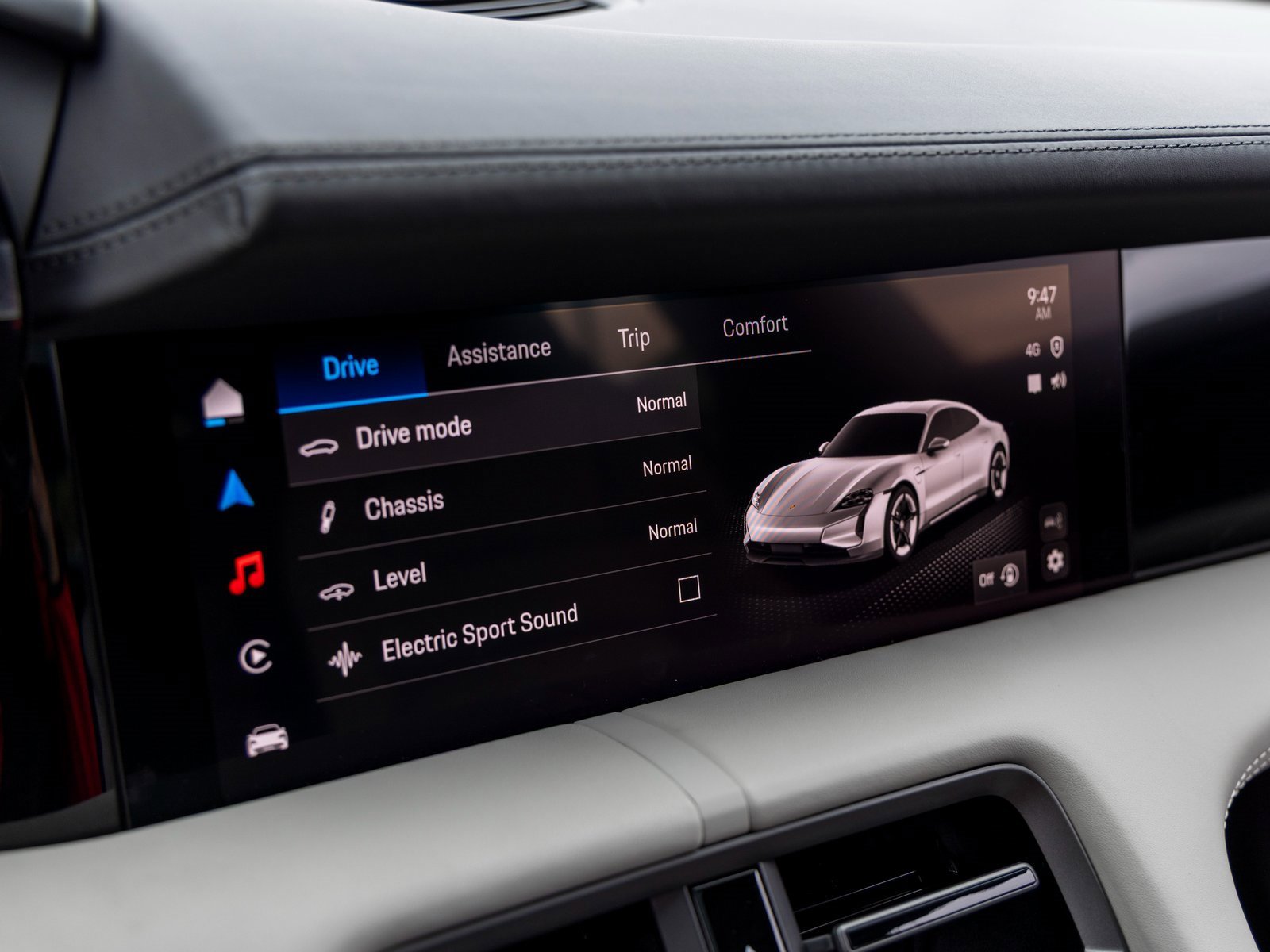 New 2025 Porsche Taycan 4S image 32