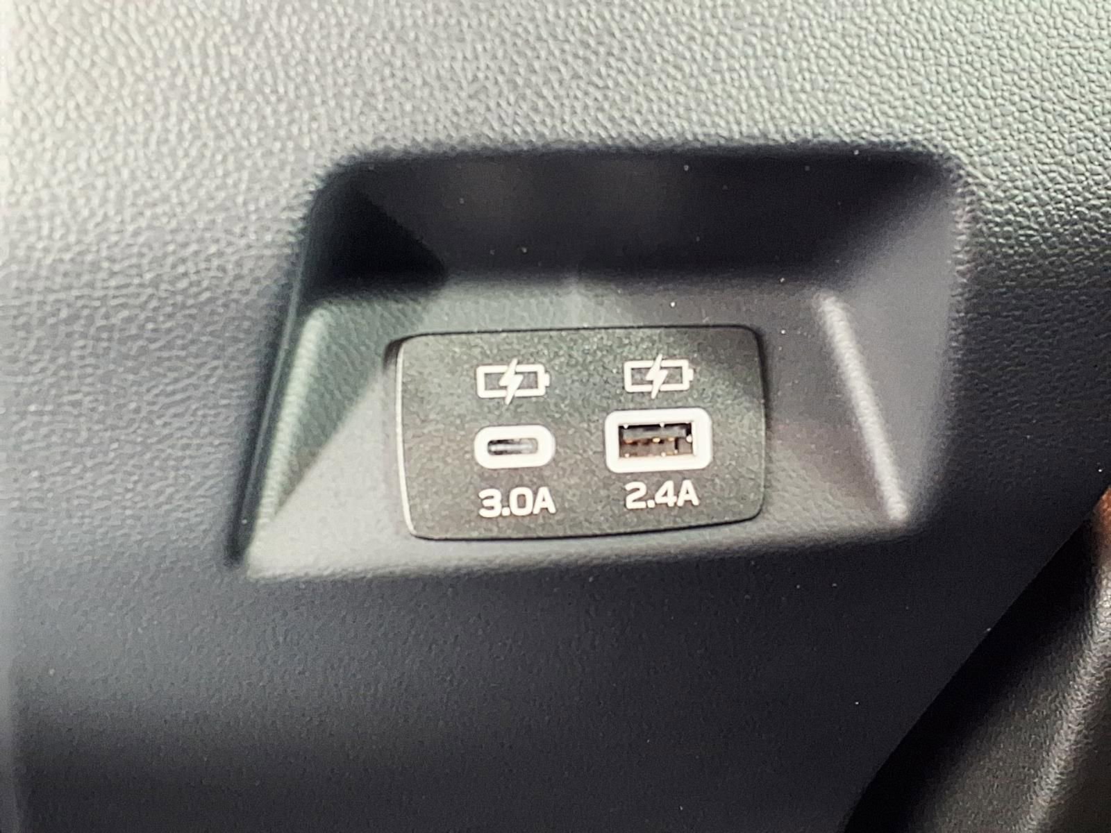 Used 2024 Subaru Crosstrek 2.0i Premium AWD/4WD image 13