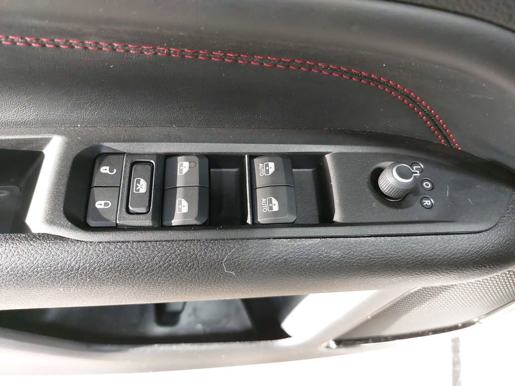 Used 2022 Jeep Compass Trailhawk w/ Trailhawk Convenience Group image 27