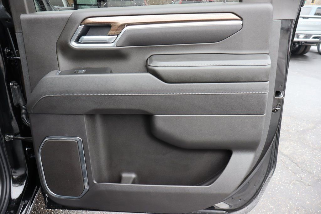 Used 2025 Chevrolet Silverado 2500 LT w/ All Star Edition image 23