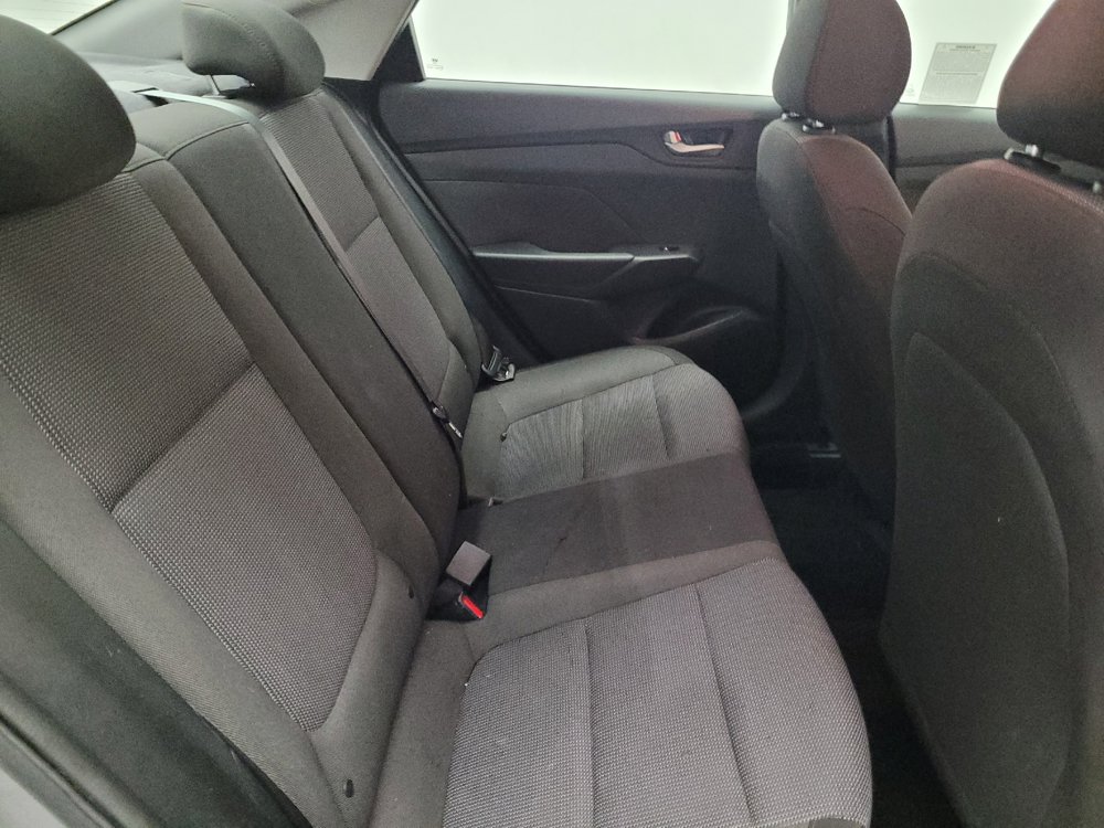 Used 2021 Hyundai Accent SE FWD image 19