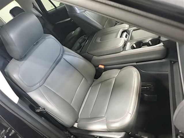 Used 2025 Ford Expedition Active image 11