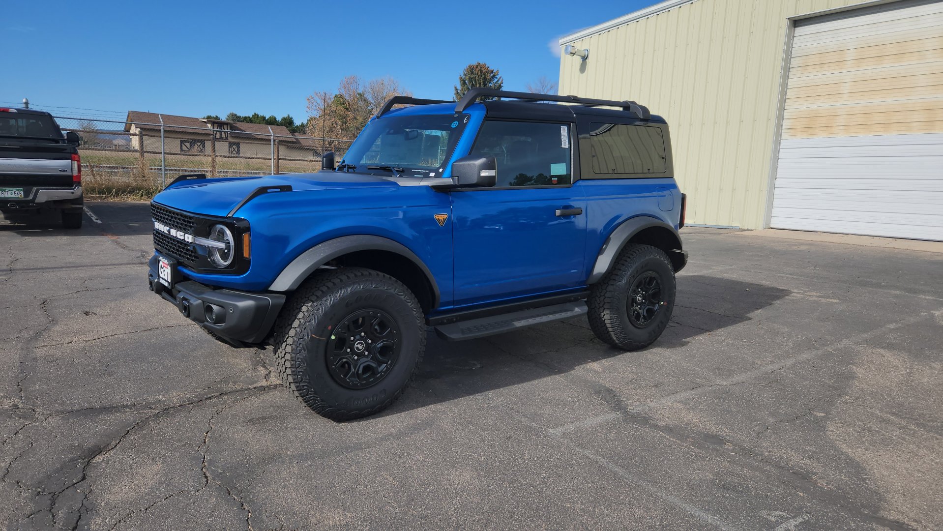 New 2025 Ford Bronco Badlands image 3